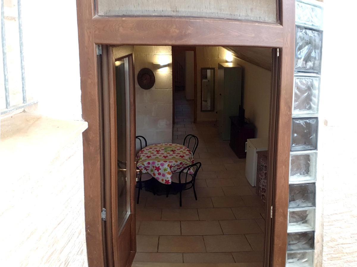 Oikia Vacanze Uggiano La Chiesa Casa Dante Extérieur photo