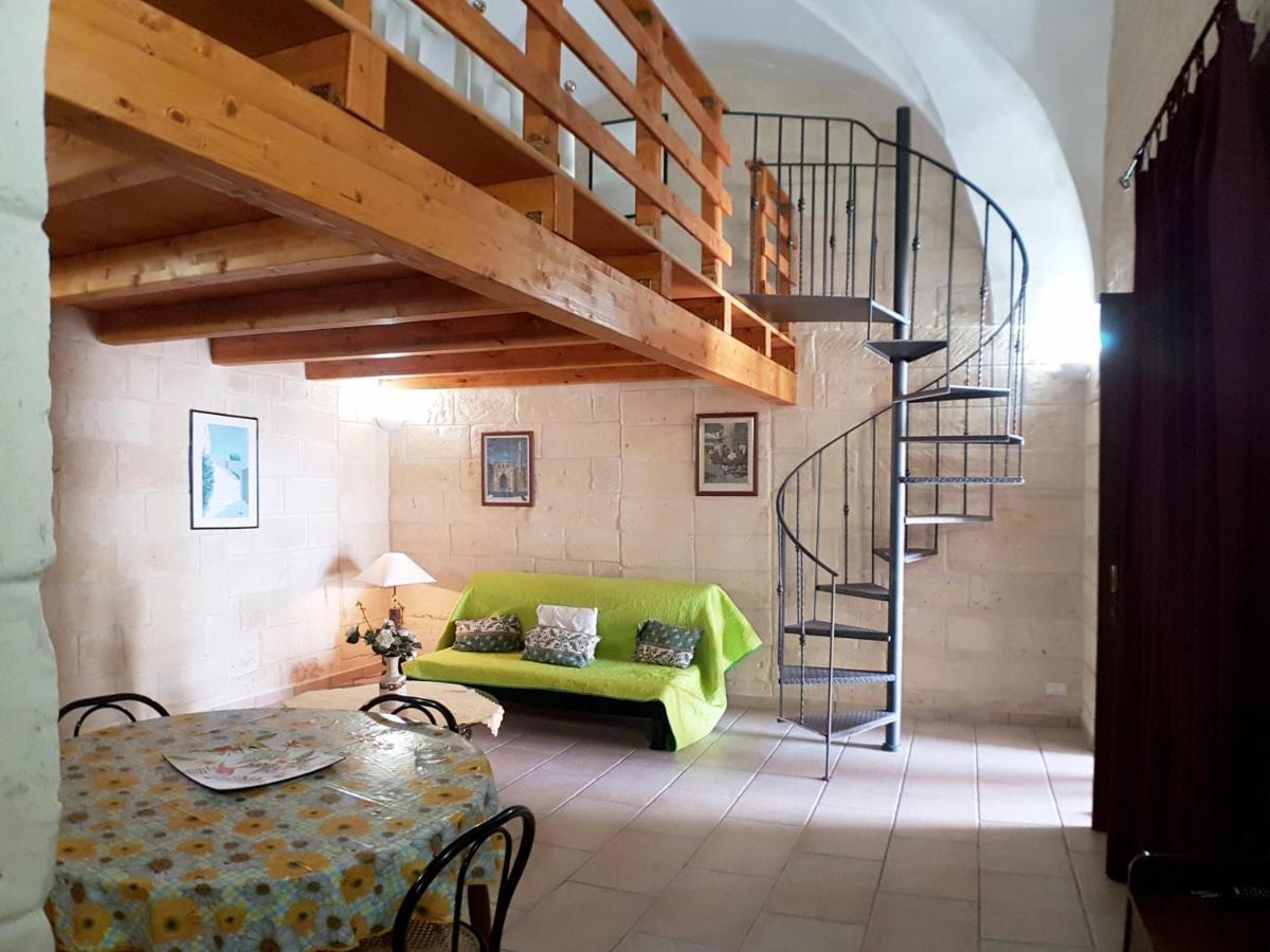 Oikia Vacanze Uggiano La Chiesa Casa Dante Extérieur photo
