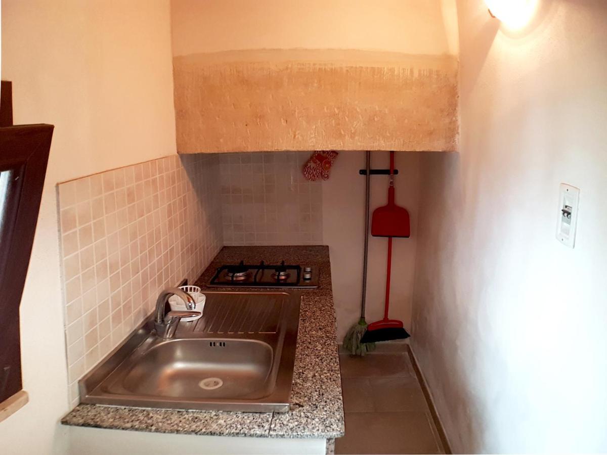 Oikia Vacanze Uggiano La Chiesa Casa Dante Extérieur photo
